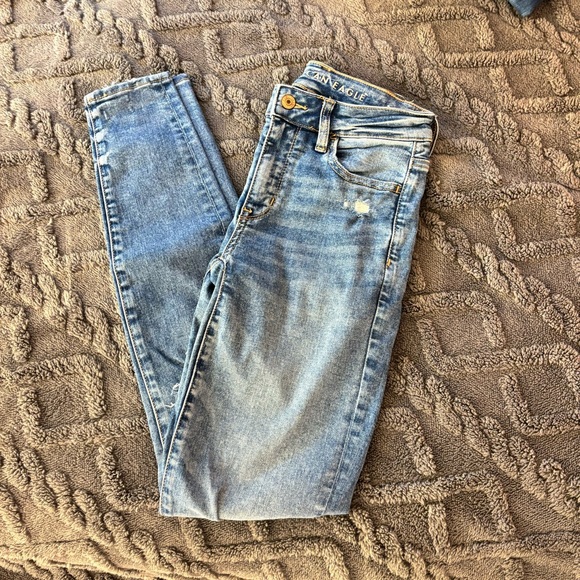 American Eagle Outfitters Denim - New✨ American Eagle High Rise Ripped Jeggings